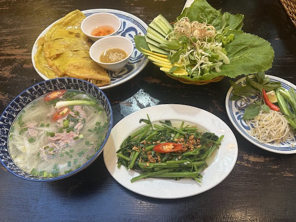 Nhà Bếp Xưa Restaurant 3