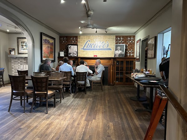 Lucille's 6