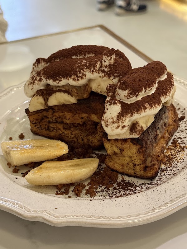 Le Rêveur Café & Bistro 4
