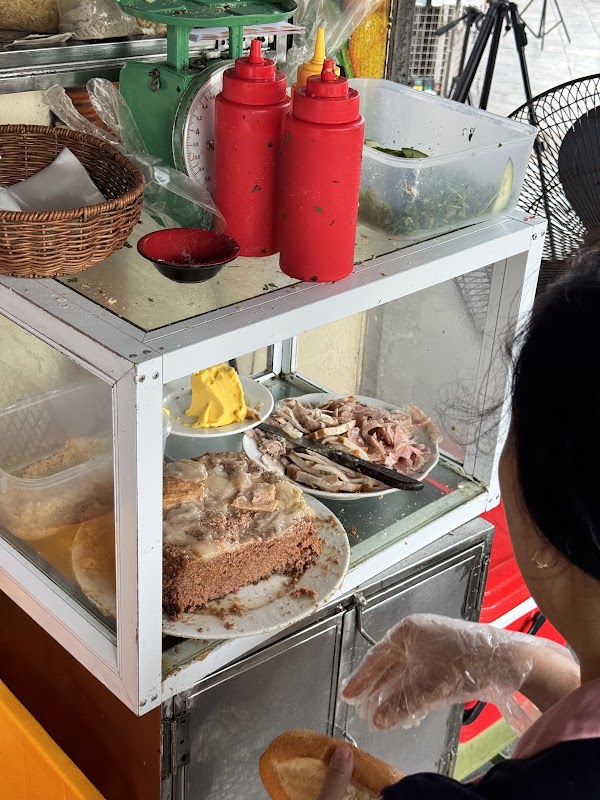 Bánh Mỳ Thủy