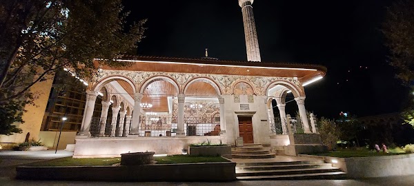 Tirana 4