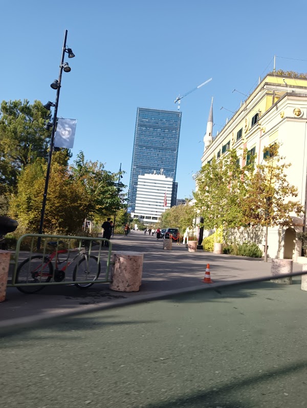 Tirana 3