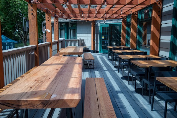 Stanley Park Brewing Restaurant & Brewpub