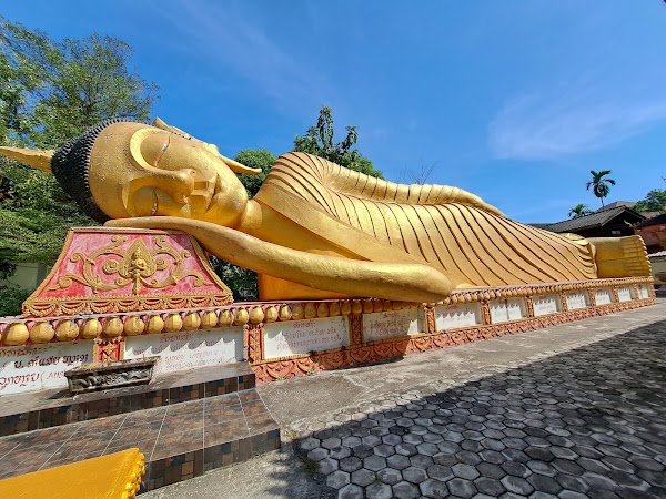 Wat That Khao 1