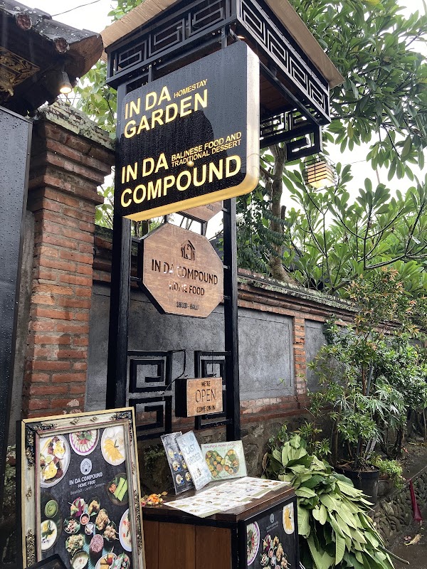 Compound Warung