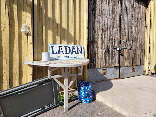 Ladan secondhand och Recykling verkstad