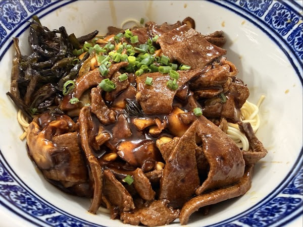 Laolongtang Noodle Restaurant 5