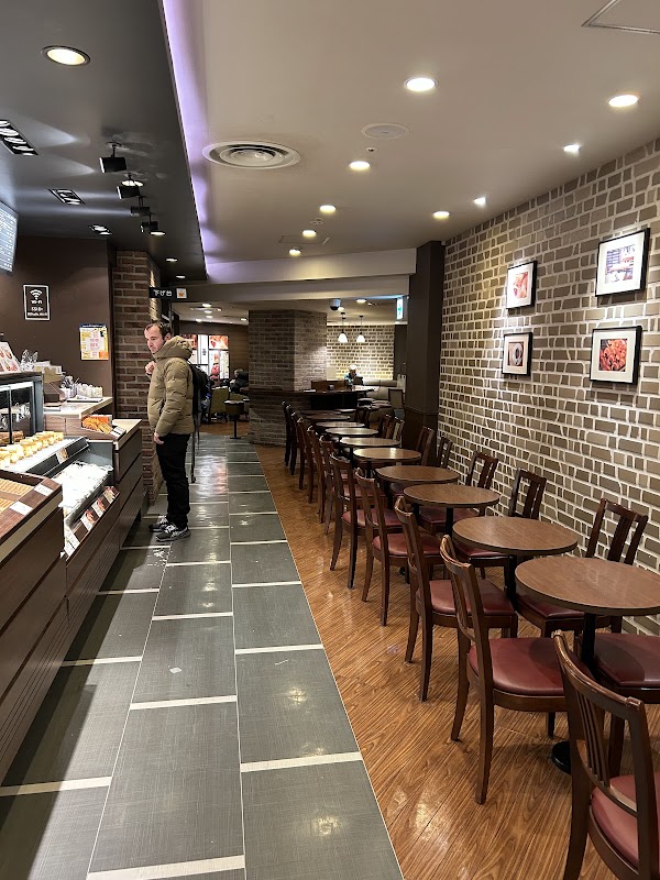 Saint Marc Cafe - Namba Walk 2