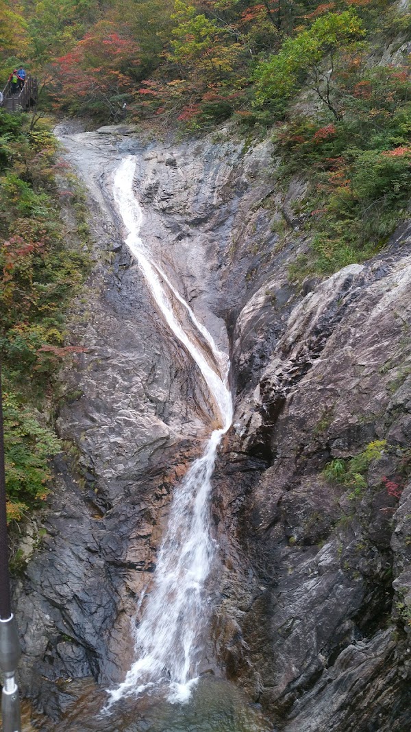 Biryong Falls 2