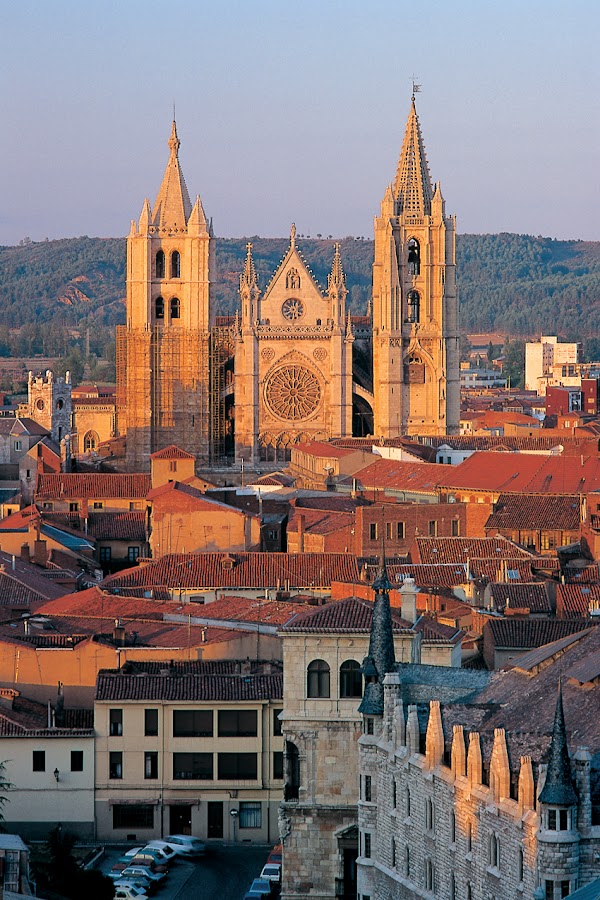 León 3