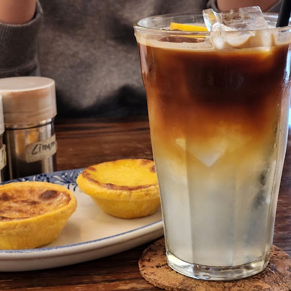 Poesia Portuguese Cafe 4