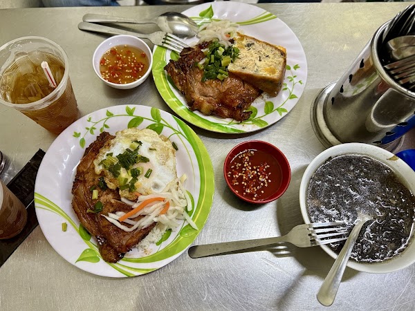 Cơm Tấm cầu Calmette 1