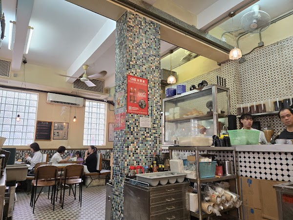 Cheung Hing Coffee Shop 2