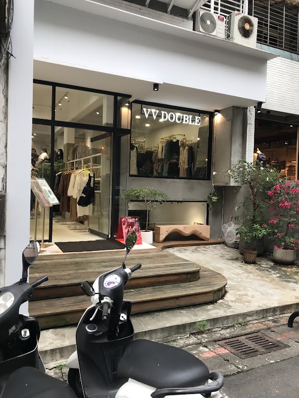 VV DOUBLE 台北忠孝旗艦門市 3