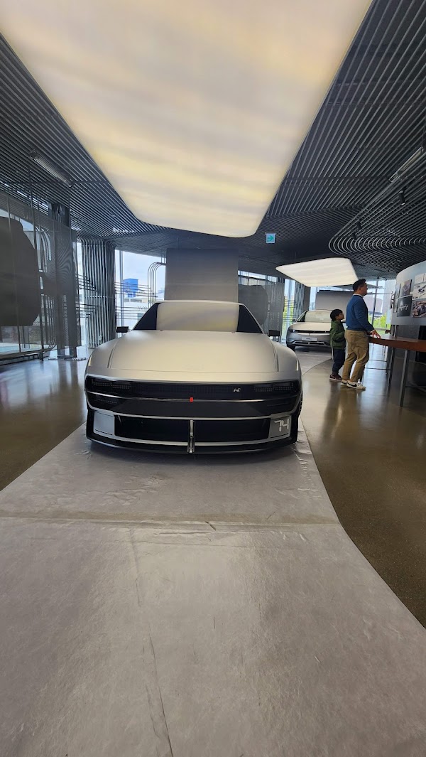 Hyundai Motorstudio Seoul 5