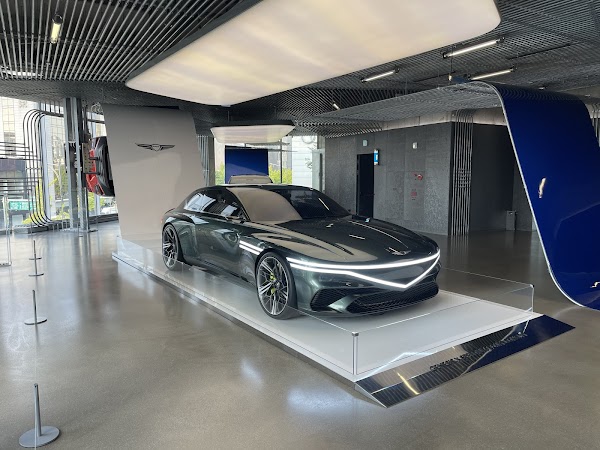 Hyundai Motorstudio Seoul 3