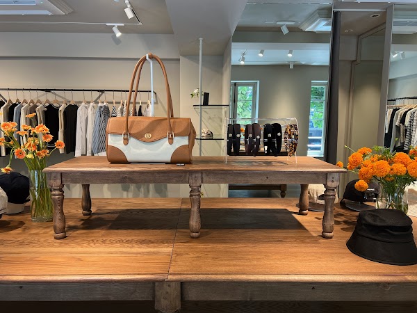 Depound Showroom 5