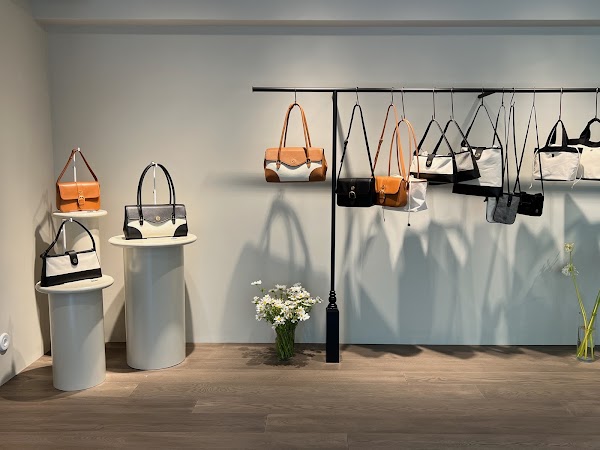 Depound Showroom 4