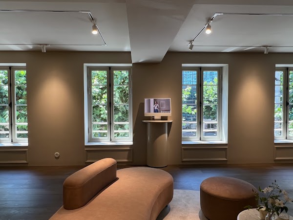 Depound Showroom 3