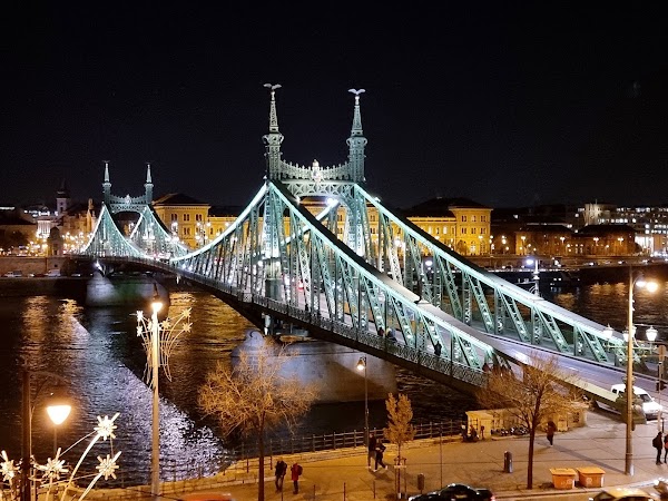 Liberty Bridge 5