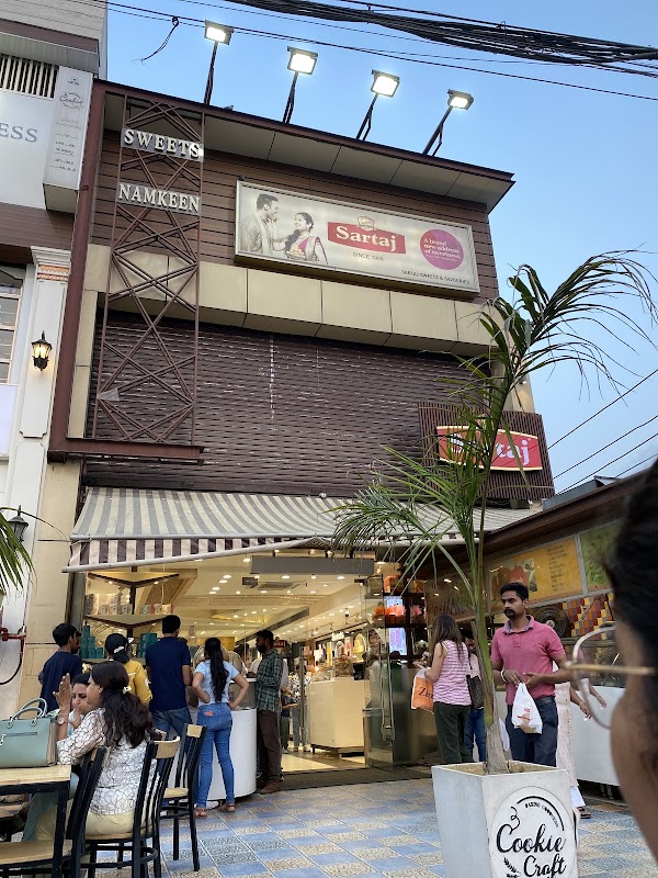 Sartaj Sweets & Savouries