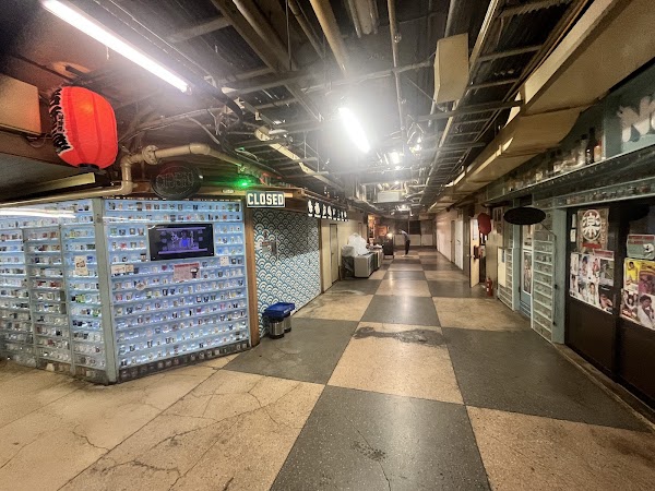 Asakusa Underground Street 5