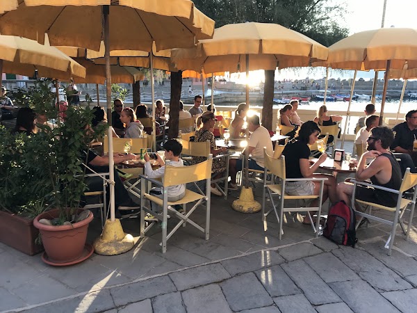 Ananasso Bar