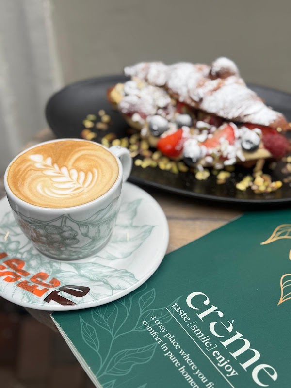 Crème Coffee & Pastry 3