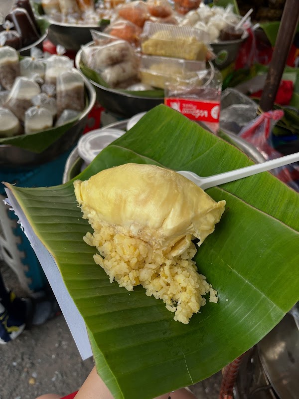 Gánh Xôi Vò Sầu Riêng