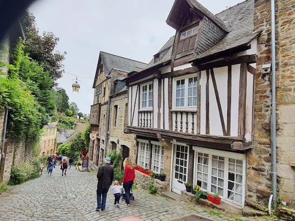 Dinan 5