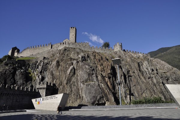 Piazza del Sole 1