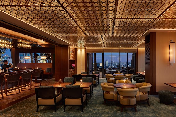 Spectrum Lounge & Bar