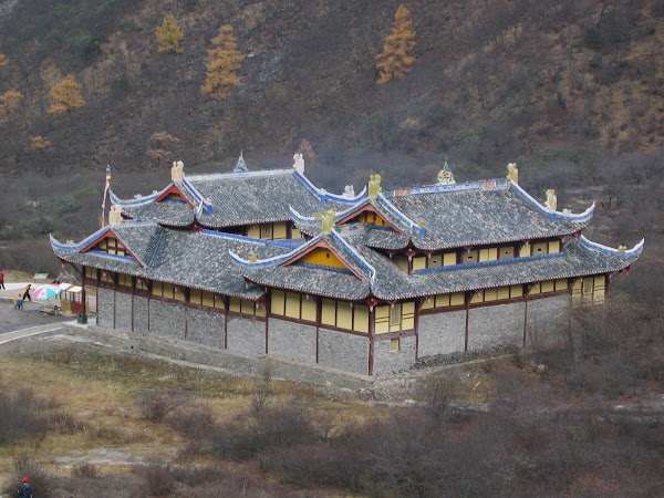 黄龙五彩池 4