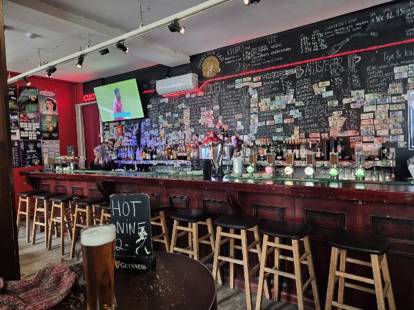 FUNNY FOX SPORTS, KARAOKE PUB/BAR 4