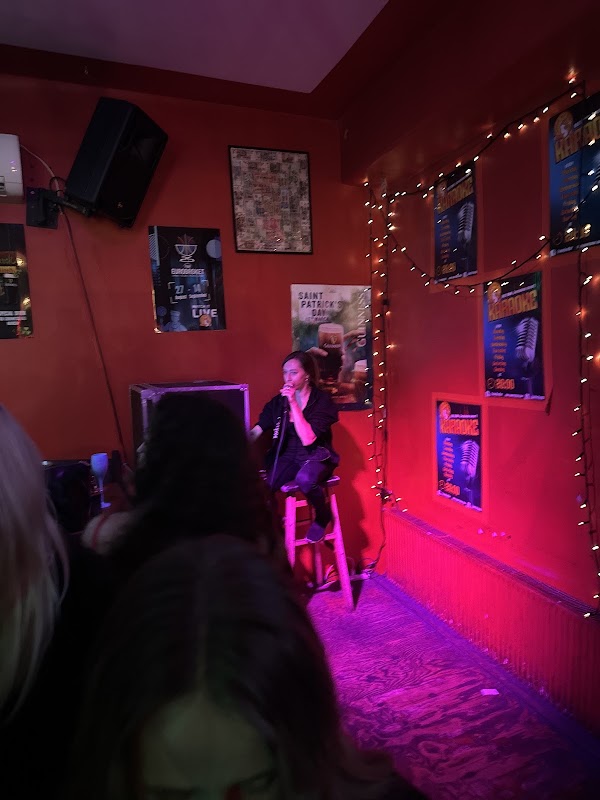FUNNY FOX SPORTS, KARAOKE PUB/BAR 2