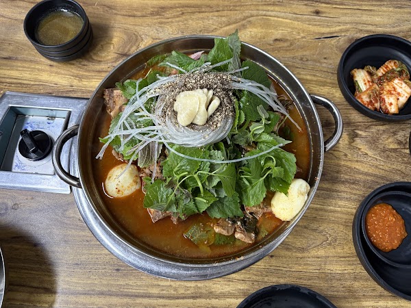 한남동 감자탕 본점 5