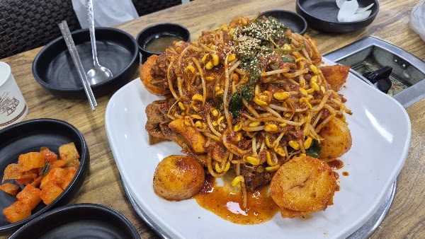 한남동 감자탕 본점 3