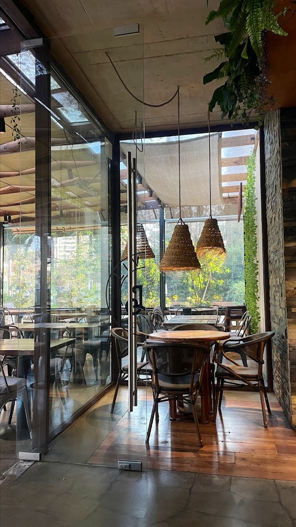 Living Café 5