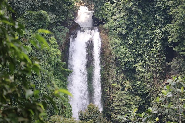 Gitgit Waterfall 3