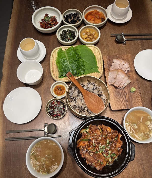 Jeju Seon Restaurant 4