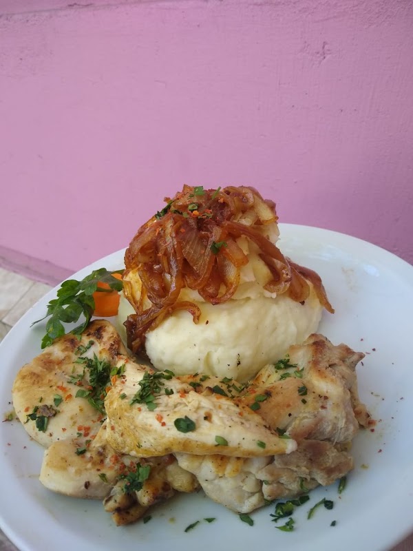 Cantina Patio La Boca 5