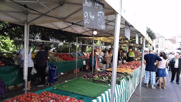 Créteil Village Market 1