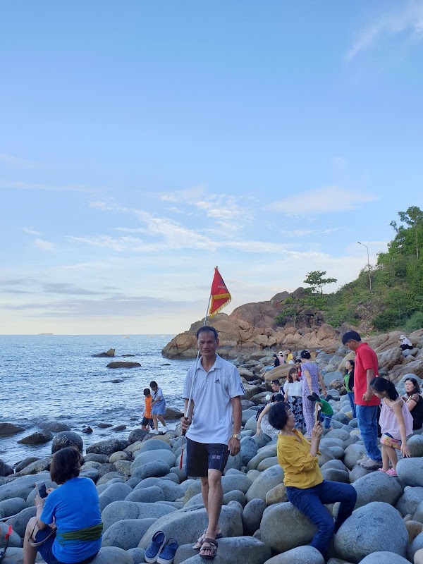Queen's Beach 5