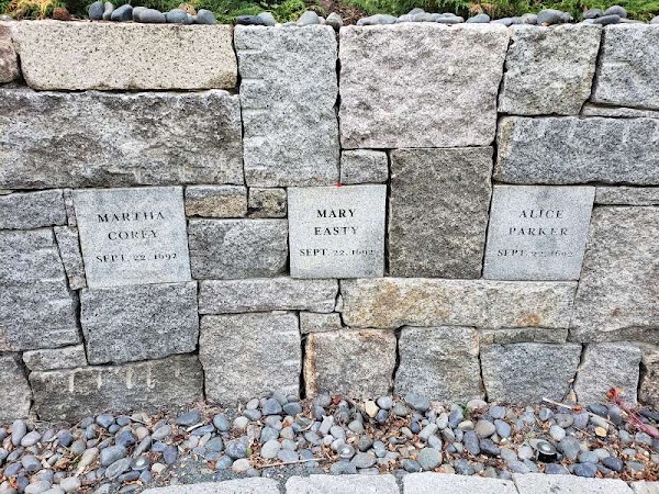 Proctor's Ledge Memorial 5