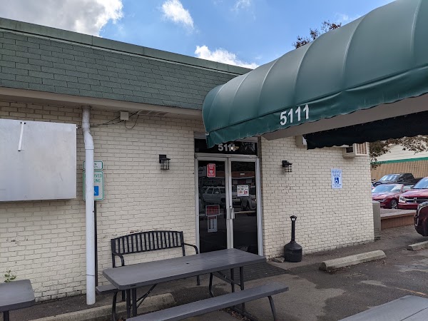 Pam's Farmhouse Restaurant 1
