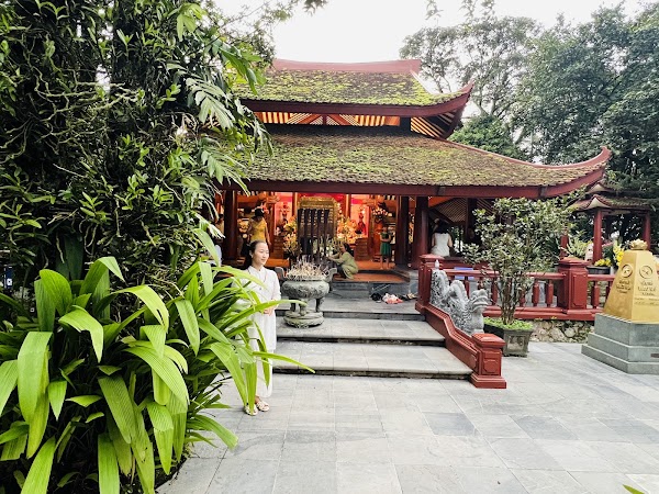Uncle Ho Temple 5