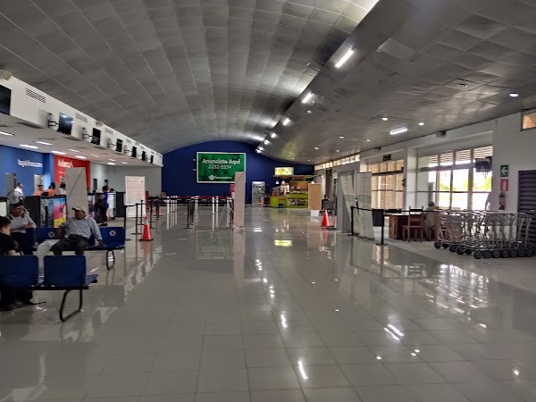 Aeropuerto Internacional Mundo Maya 2