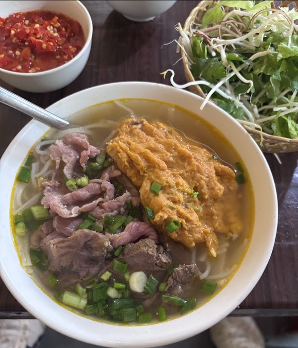 Bún bò Huế O Mai 3