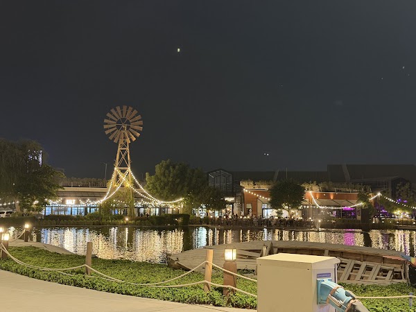 Last Exit Al Khawaneej by Dubai Retail 3