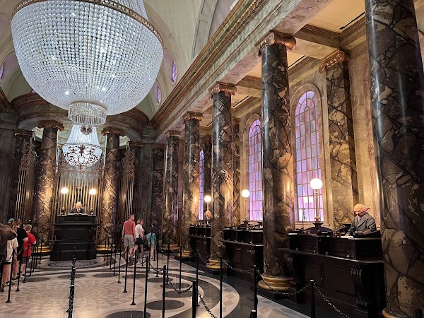 Harry Potter and the Escape from Gringotts 4
